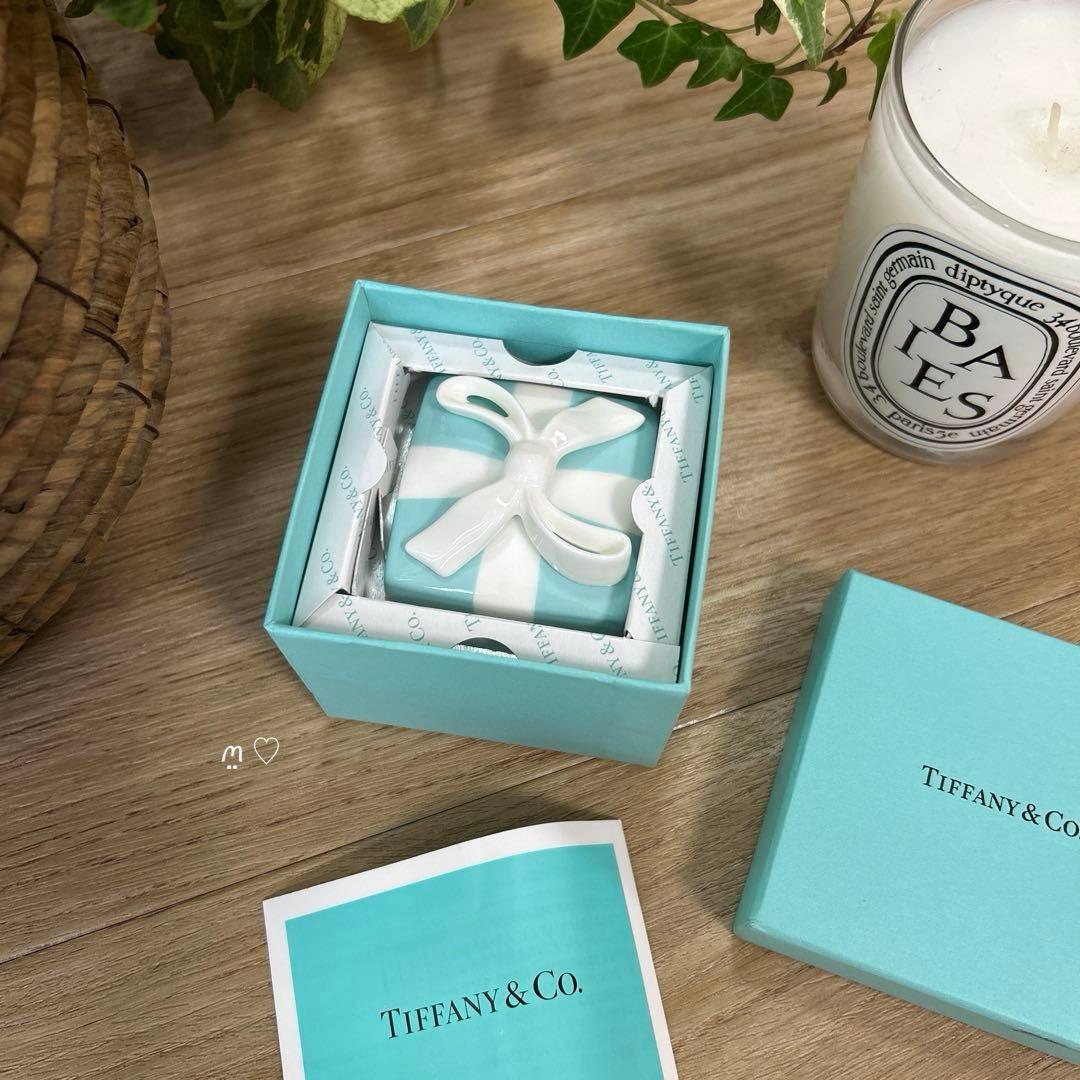 新品ティファニー　ブルーボウボックス　ミニ　プレゼントリボン小物入れ　インテリア