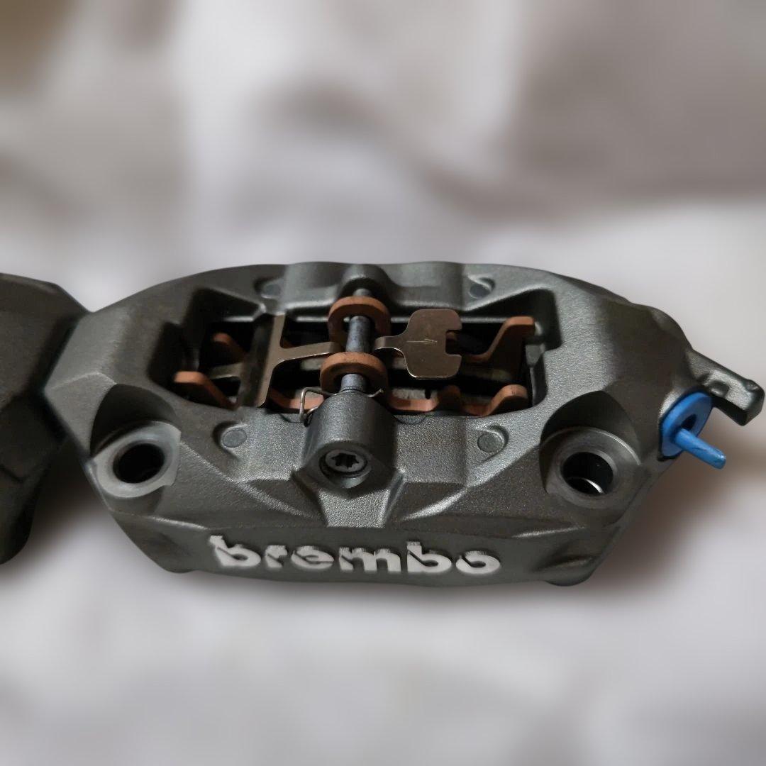 中古 カワサキ Z900RS SE ブレンボキャリパー