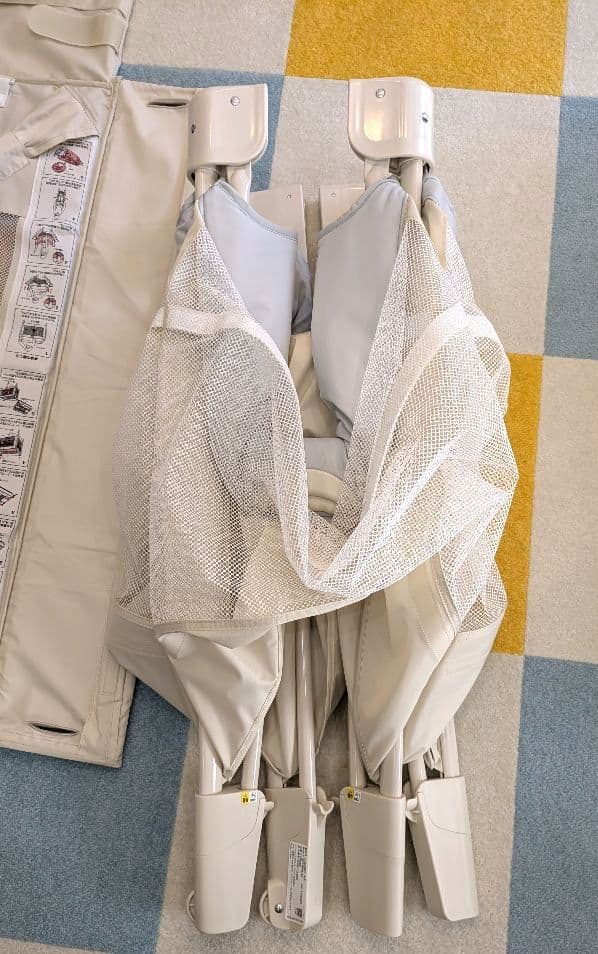 ココネルエアーAB ベビーベッド　ホワイトグレー