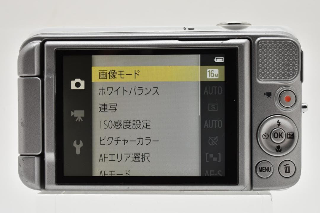 ■ 美品 ■ ニコン　Nikon COOLPIX S6600 ナチュラルホワイト