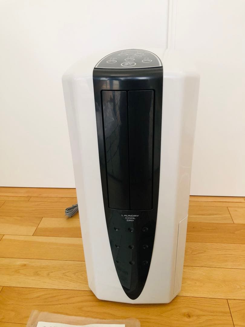 コロナ　どこでもクーラー　パワフル冷風　除湿　乾燥