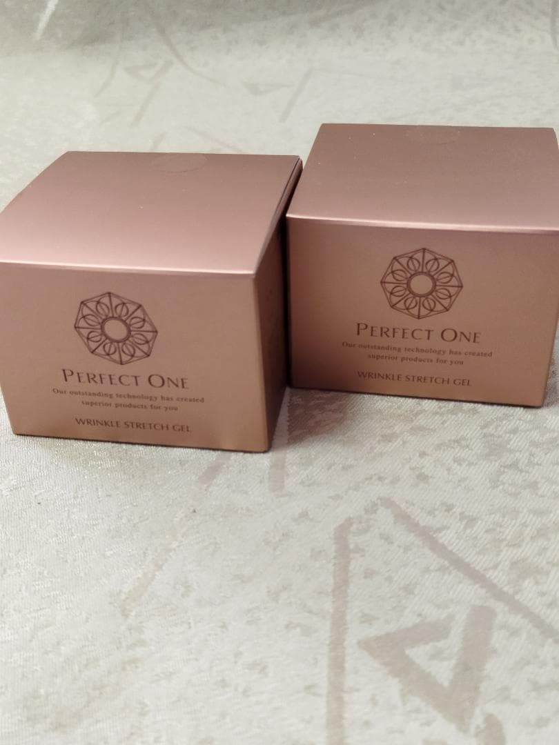 パーフェクトワン 薬用リンクルストレッチジェル 50g　未開封　新日本製薬