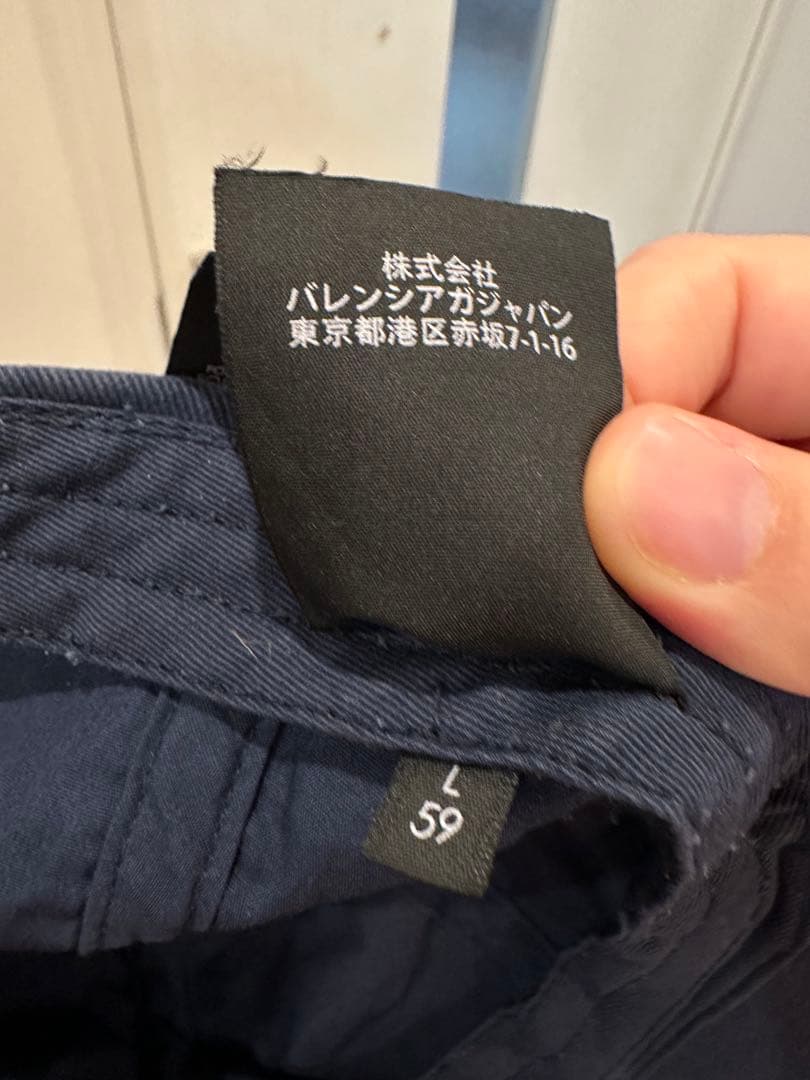 BALENCIAGA ネイビーキャップ