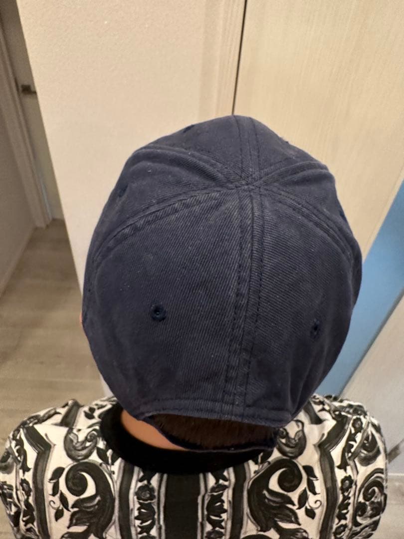 BALENCIAGA ネイビーキャップ