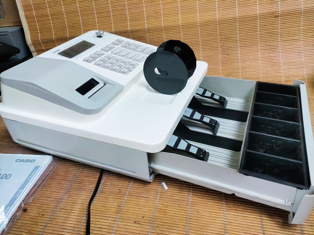 カシオレジスター　SE-G1　中古品　人気機種感熱紙　送料無料　360078