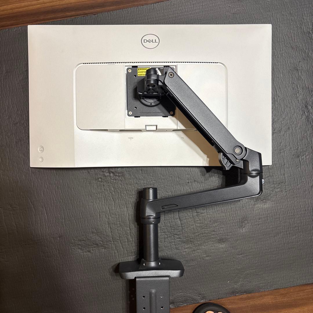 Dell モニター 本体 Ergotronスタンド付き