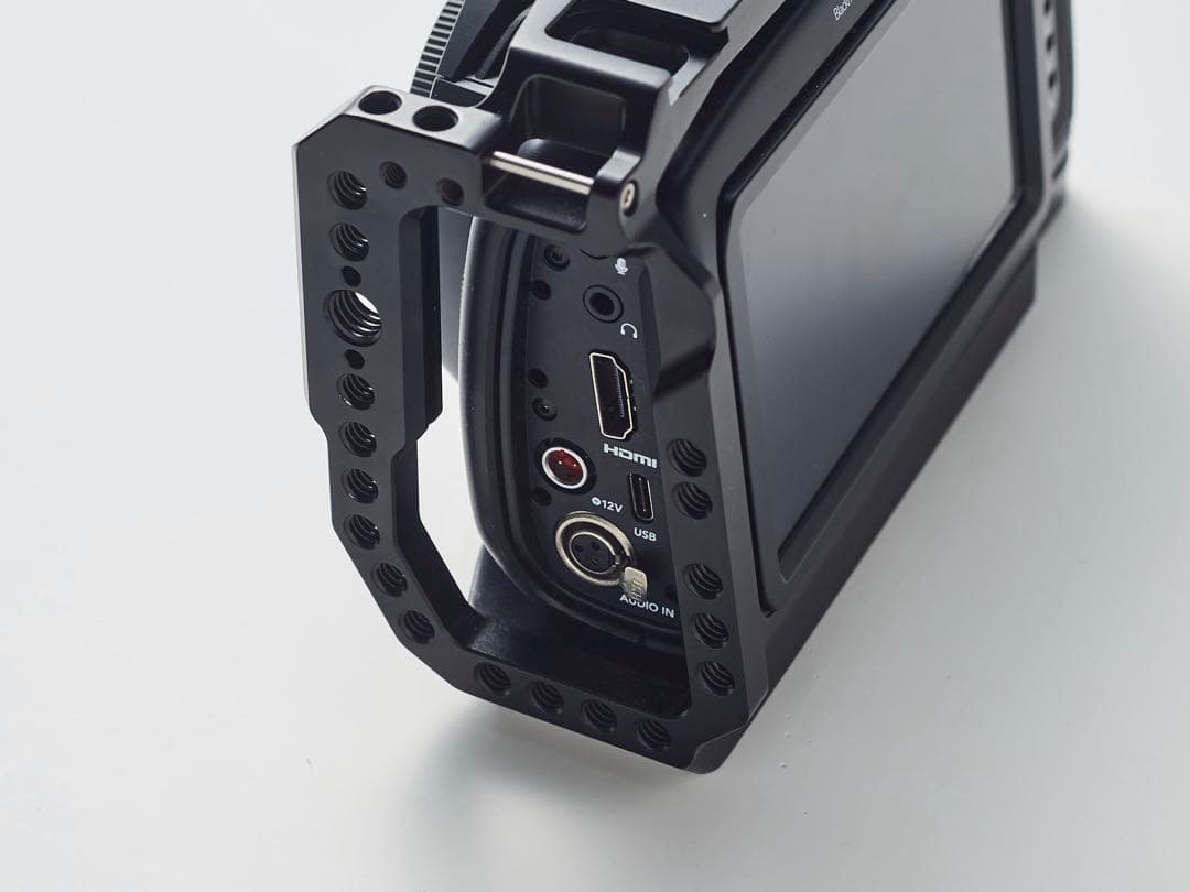 Blackmagic ポケシネ４K とNOKTONレンズセット