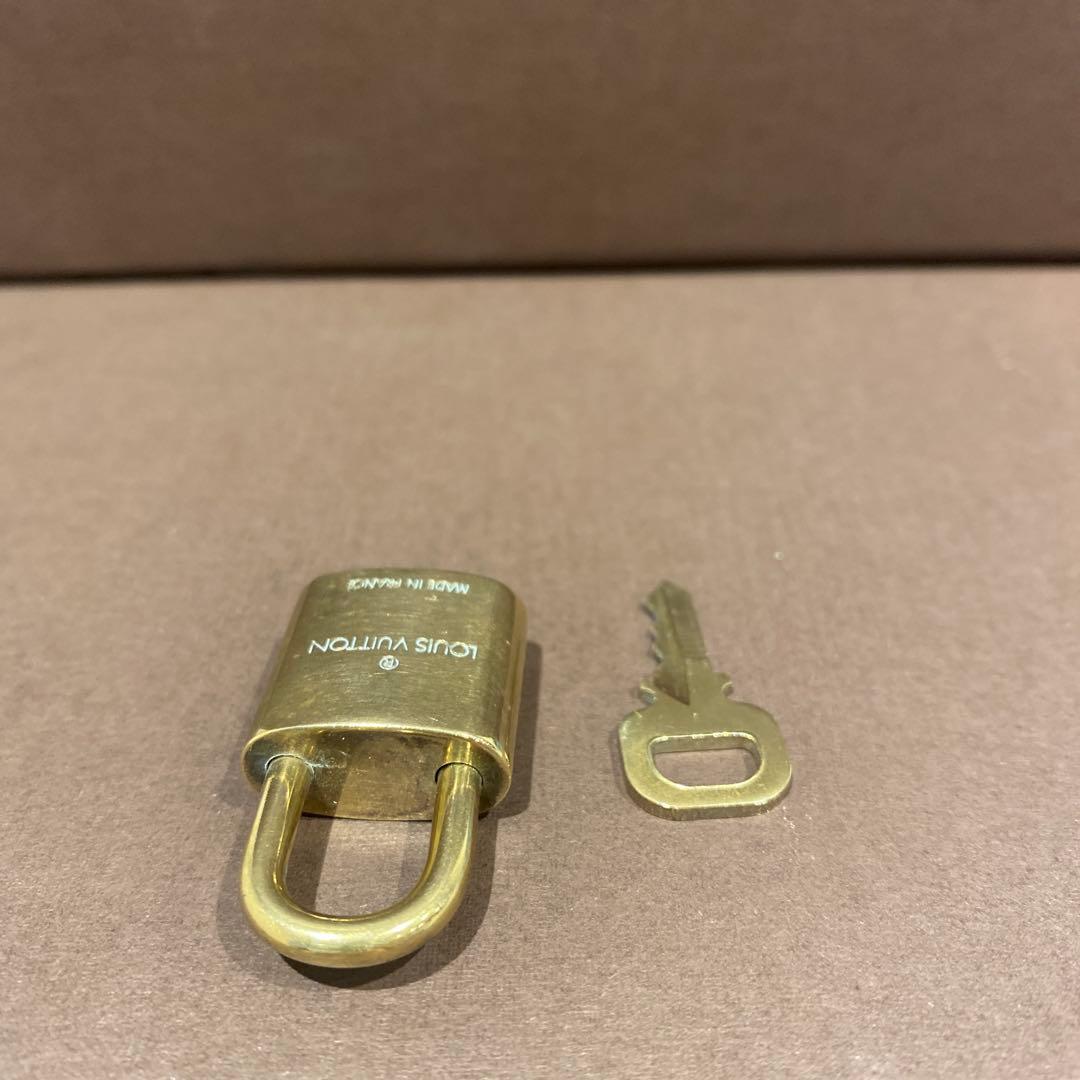 L00118　ルイヴィトン　パドロック　カデナ　南京錠　鍵