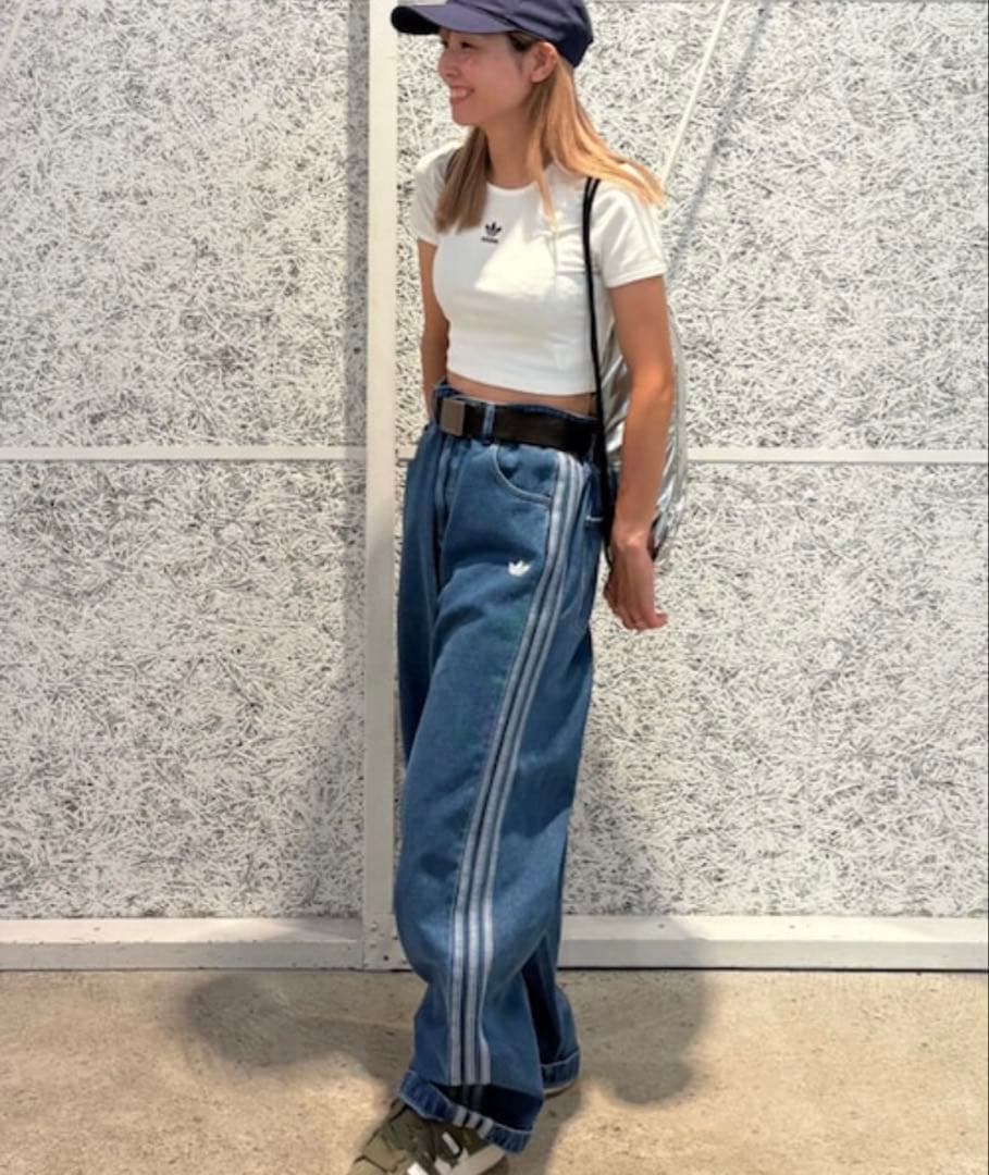 デニム スリーストライプス トラックパンツ アディダス オリジナルス 25