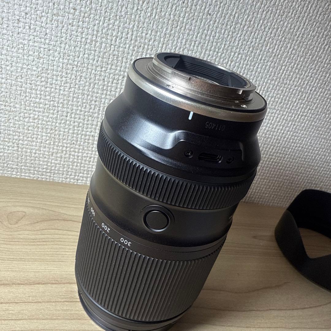 TAMRON　28-300mm F/4-7.1 Di III VC VXD