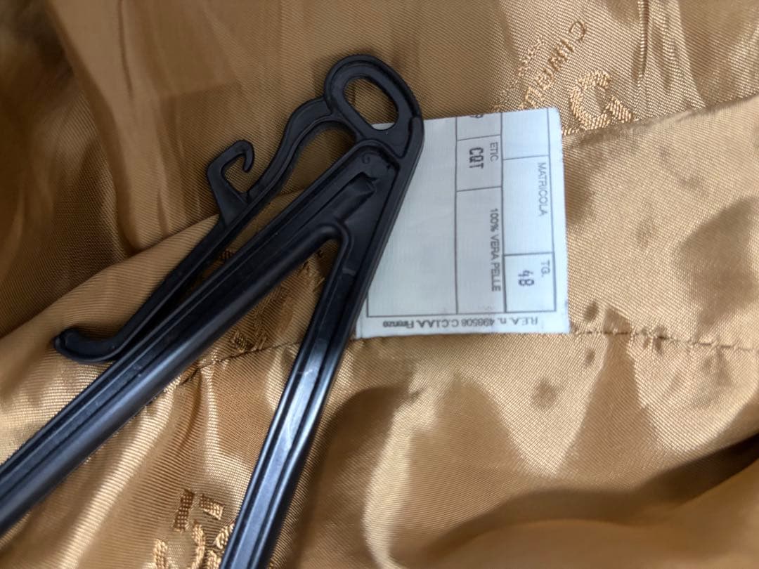 チンクアンタ　スエード　４８