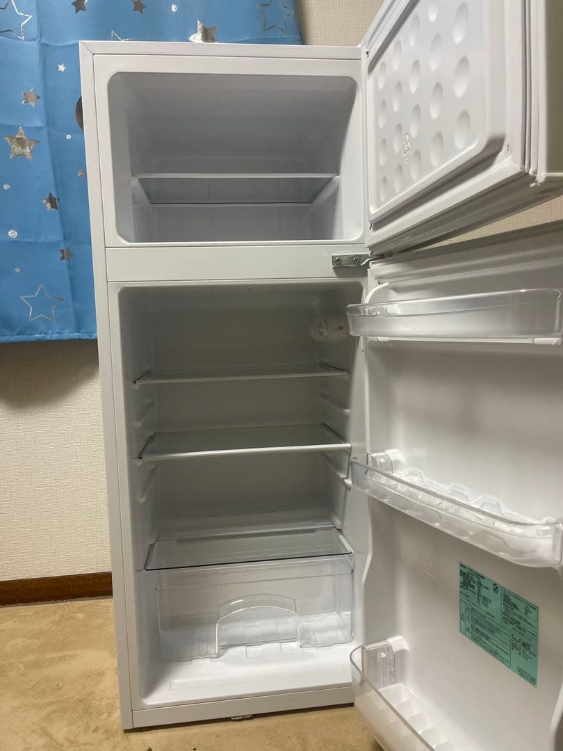ホワイト冷蔵庫 冷凍室付き