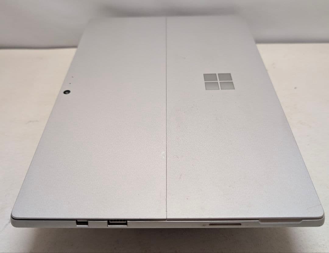 A6 Surface Pro5　Corei5第7世代　メモリ8GB