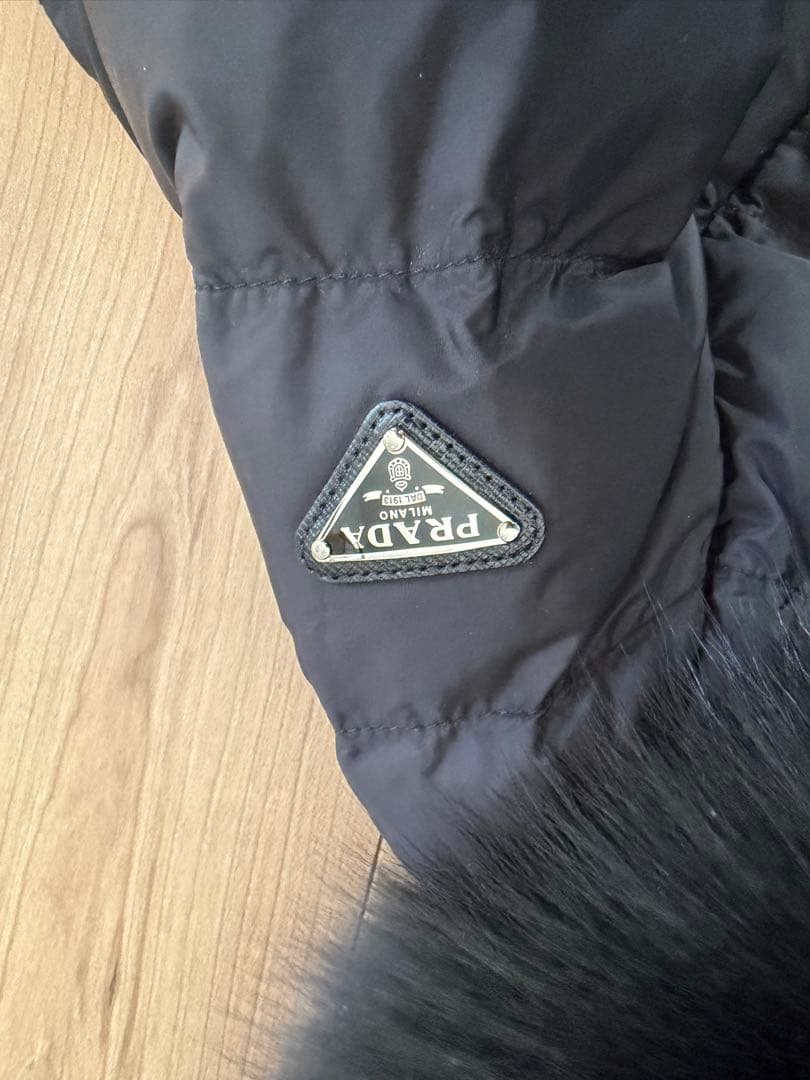 美品 プラダ ダウン コート ジャケット prada 40 黒