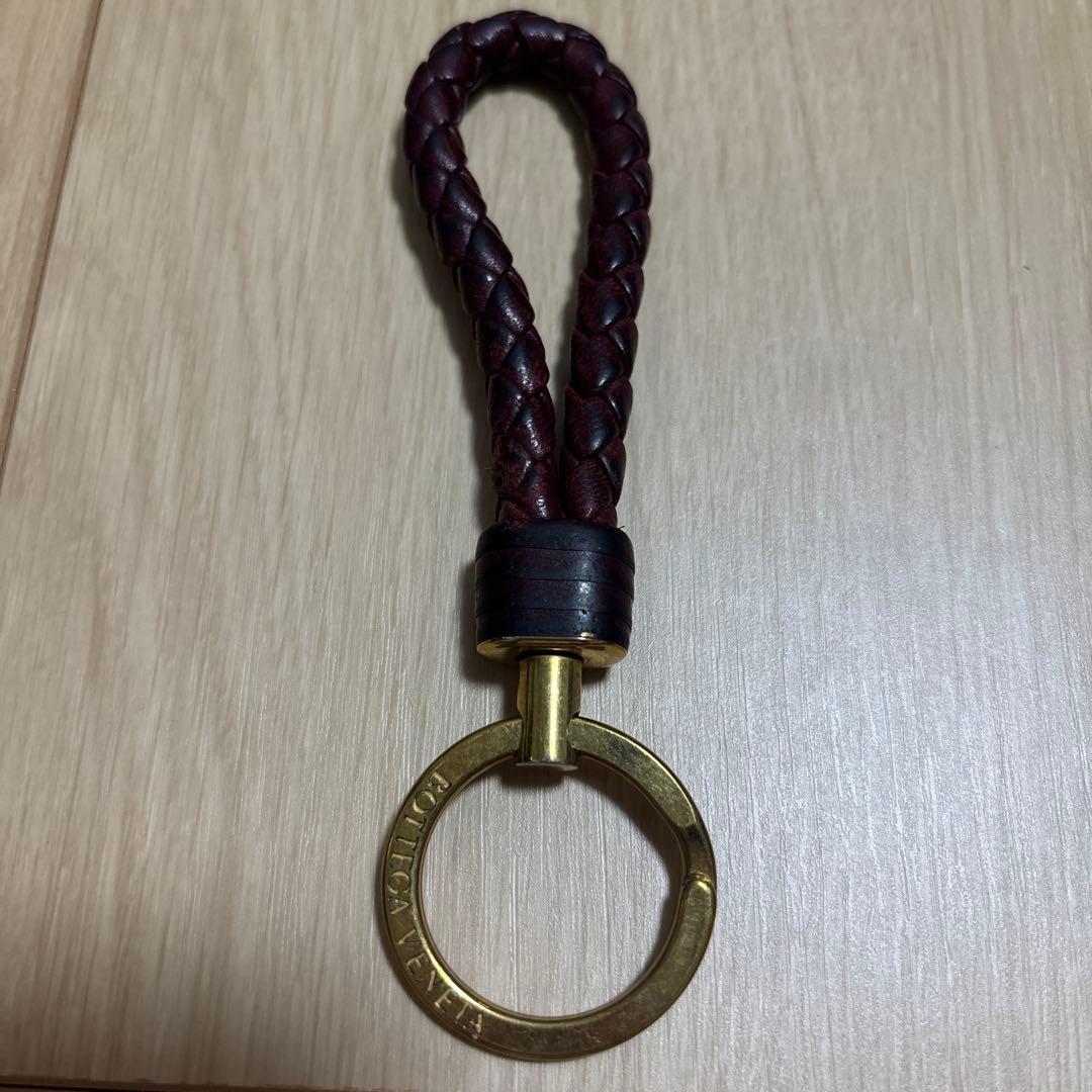 BOTTEGA VENETA 編み込みレザー キーホルダー　箱　保存袋付き
