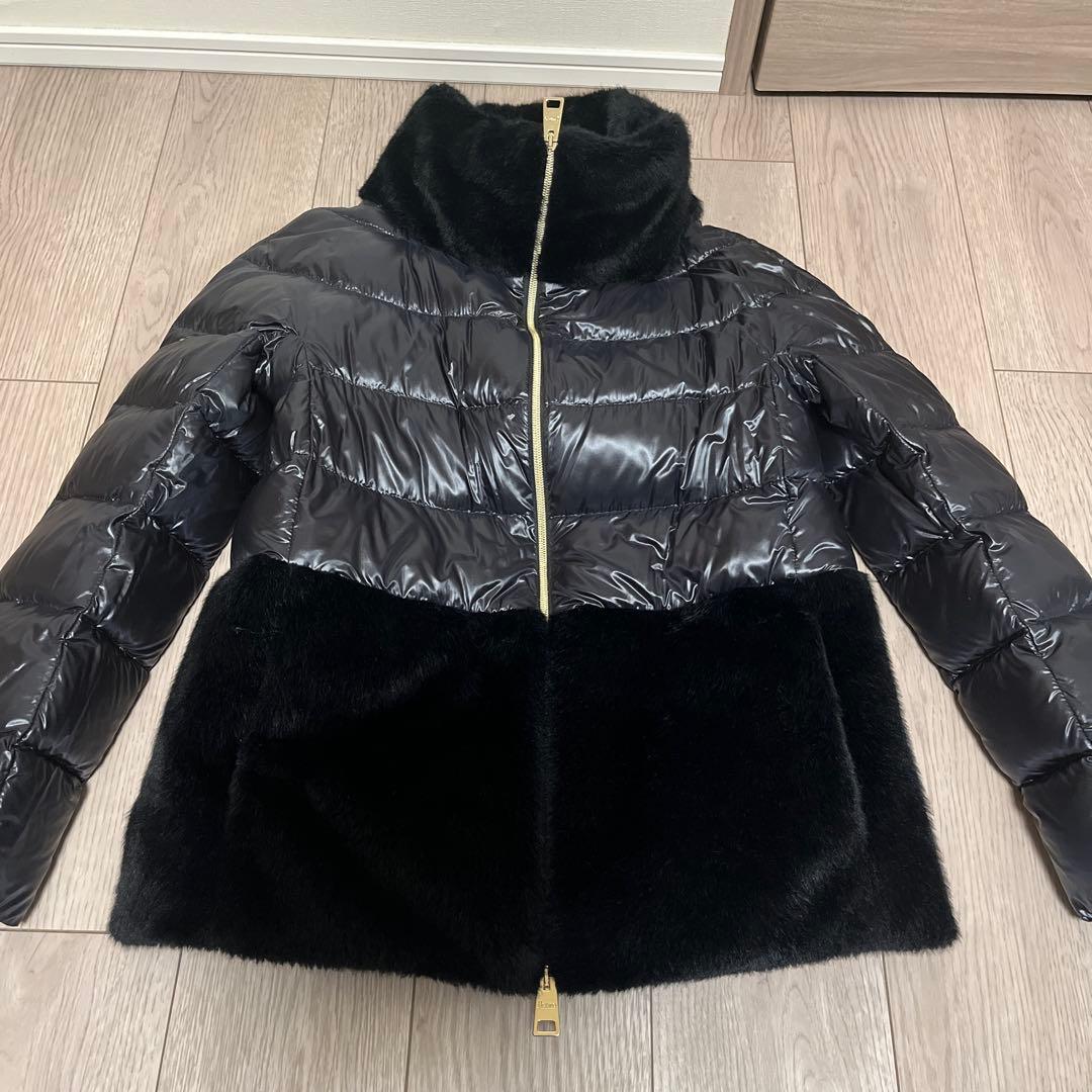 美品✴︎ヘルノ　ダウン　ケープ　黒