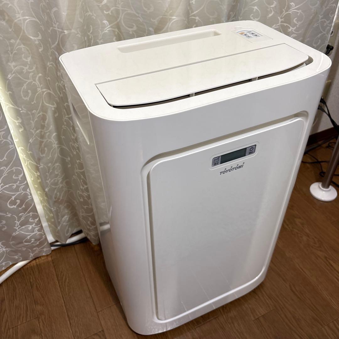 スポットクーラー、2021年製、トヨトミ ホワイト エアコン 除湿機能付き
