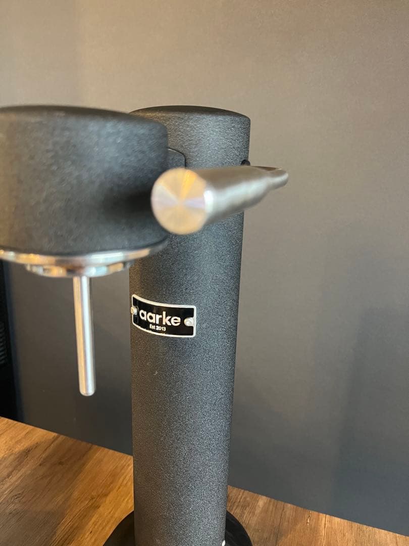 aarke 炭酸水メーカー ブラック