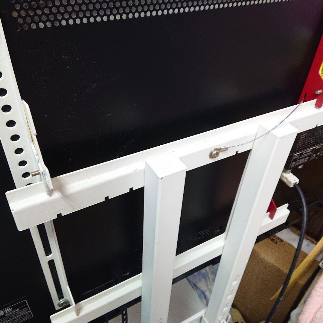 テレビ42インチとテレビ台セット