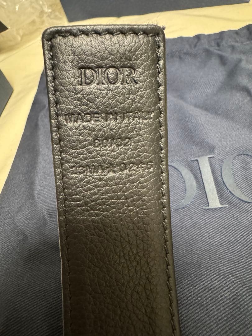 DIOR ブラックレザーベルト CDバックル付き