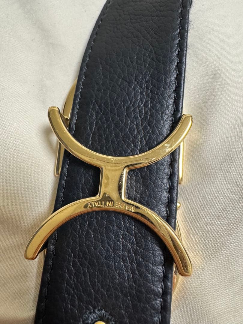 DIOR ブラックレザーベルト CDバックル付き