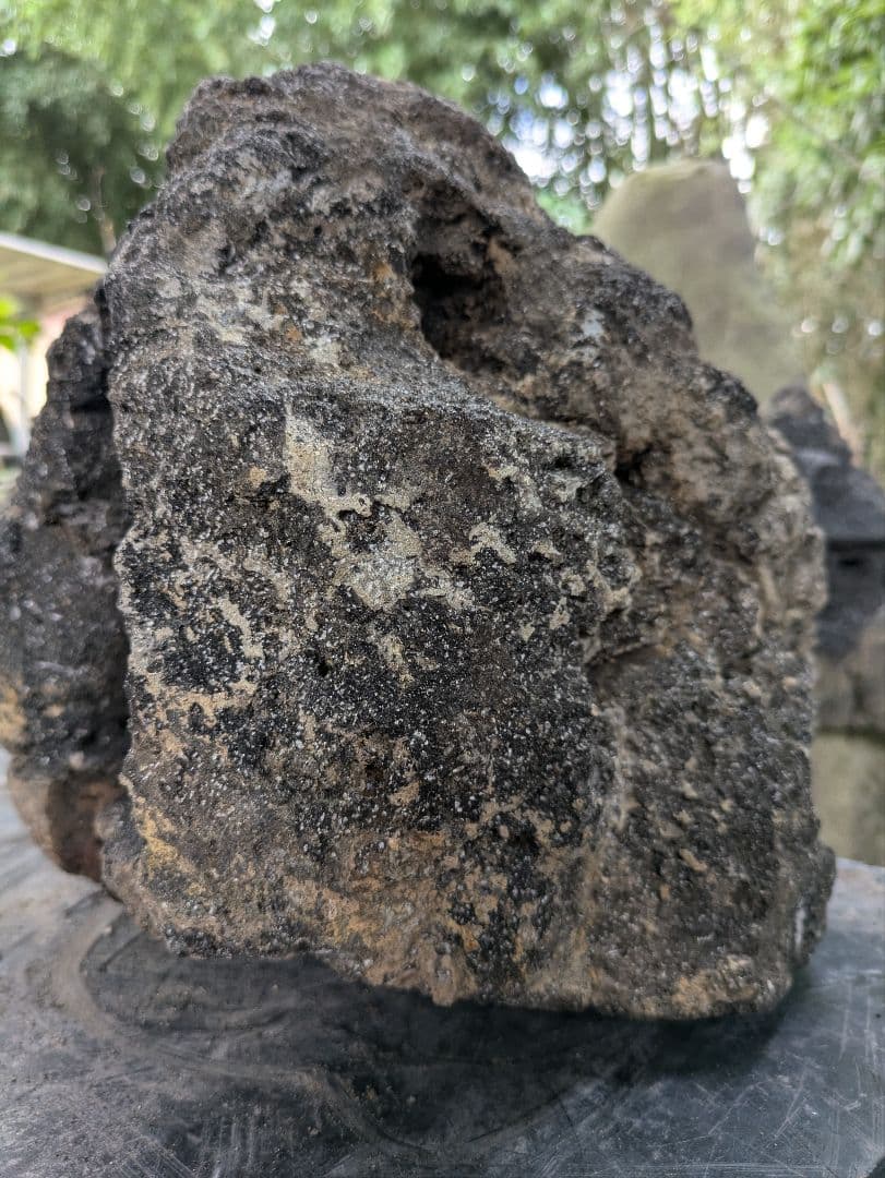 熔岩石仏、不動明王、熔岩不動明王、倉田辰彦作