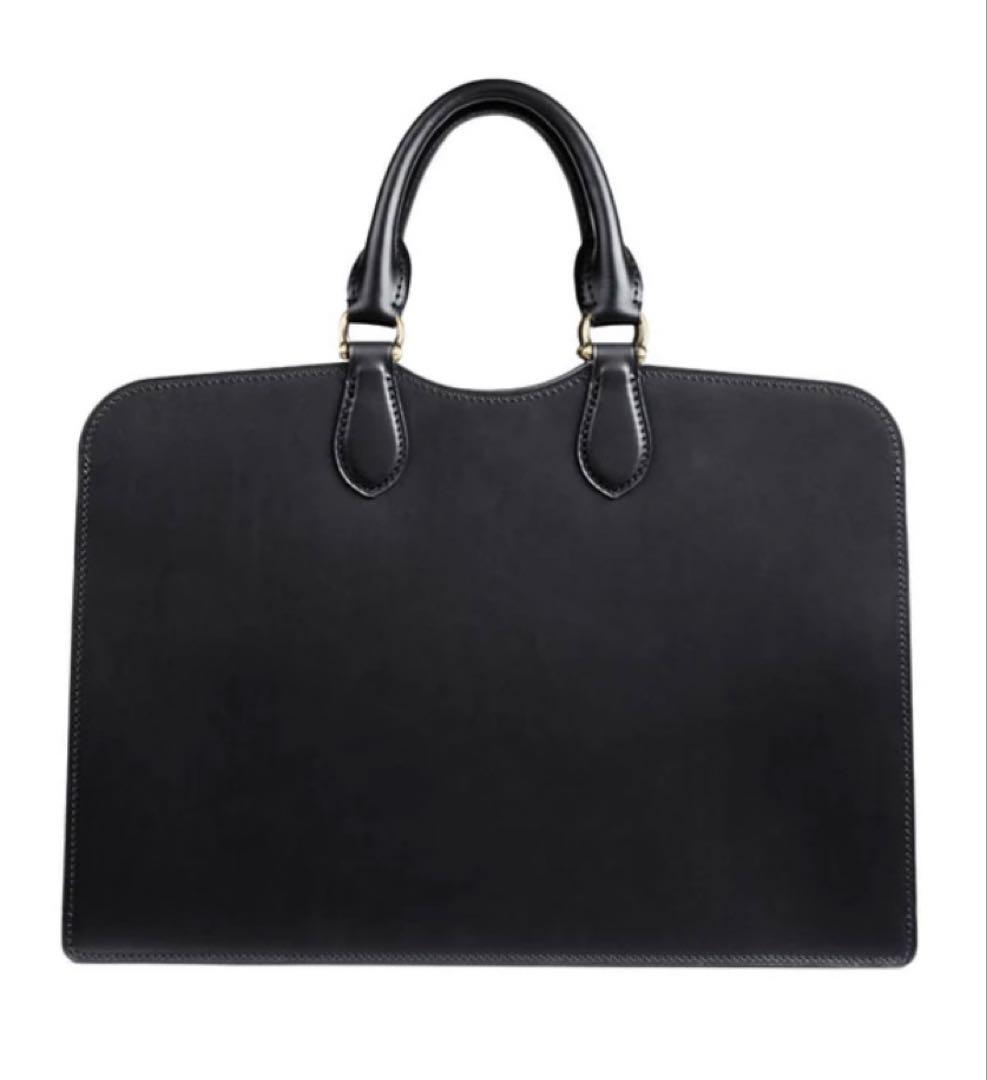 美品　土屋鞄　マグナス　ファスナーブリーフ　ブラック