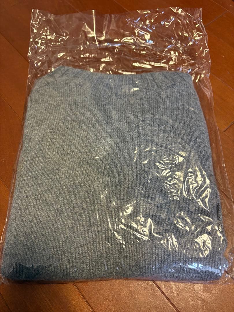 カシミヤ タートルセーター グレー　マーガレットハウエル