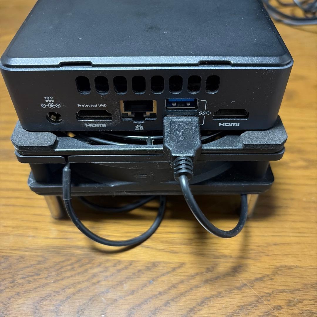 Intel NUC7i7DNK ミニPC メモリ32GB SSD512GB