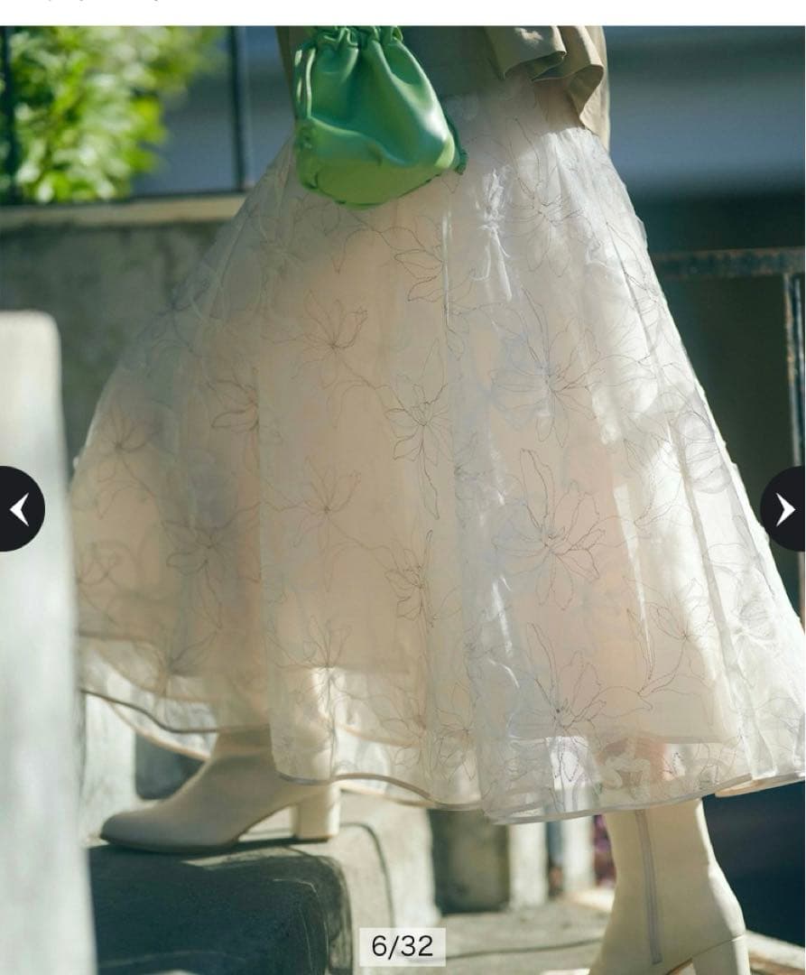 JUSGLITTY シャイニーチュール刺繍スカート アプワイザーリッシェ