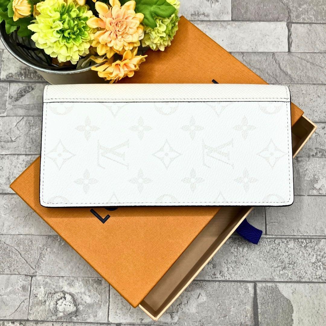 ルイヴィトン タイガラマ ポルトフォイユブラザNM 人気 白　ロングウォレット