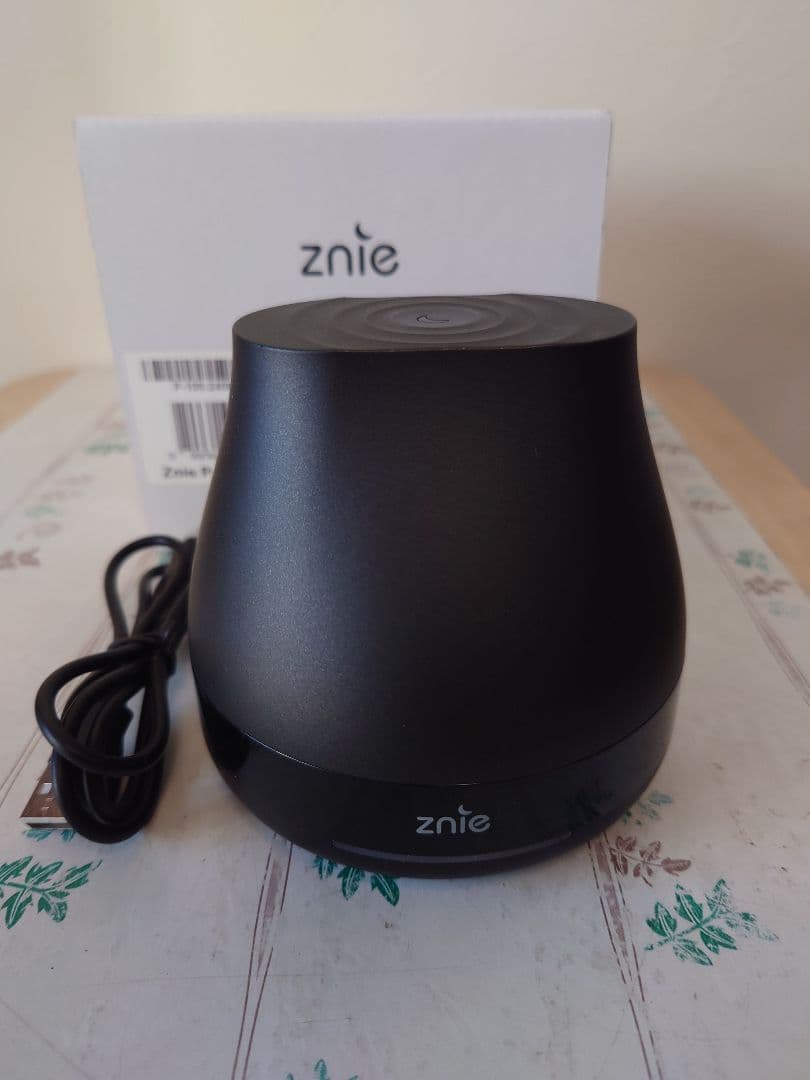 謝恩価格　Znie P-100 Black 新古