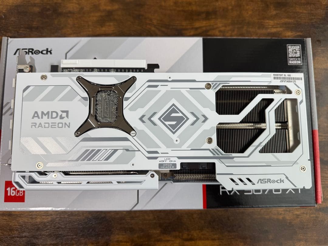 グラフィックボード・グラボ・ビデオカード ASRock Radeon RX 9070 XT STEEL LEGEND