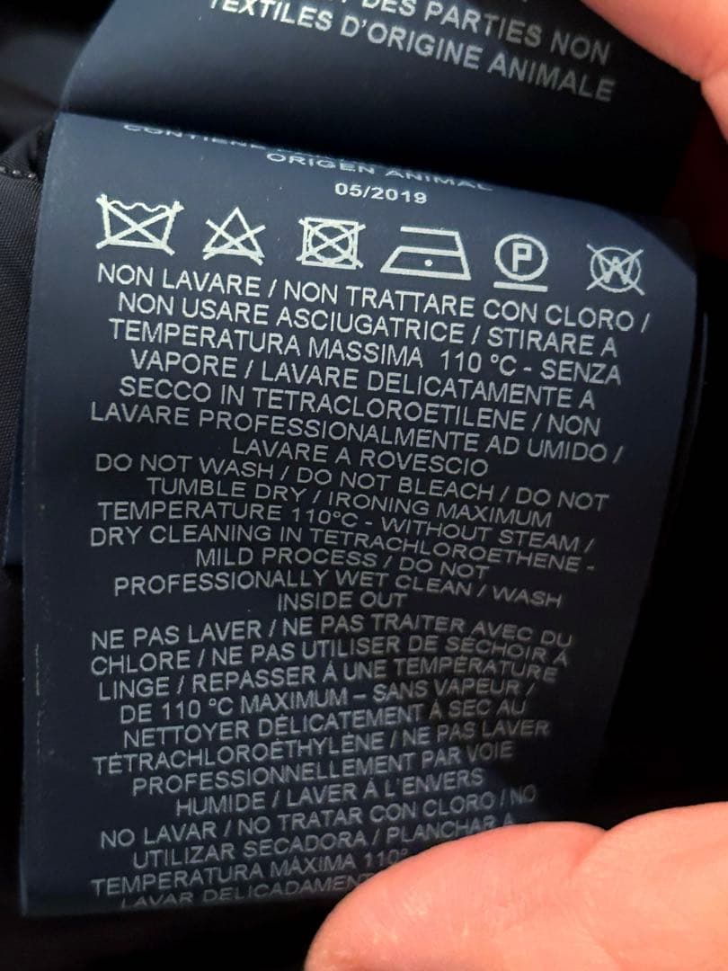 ★美品HERNO★ヘルノ ★大人気シリーズ ★ネイビー42サイズ