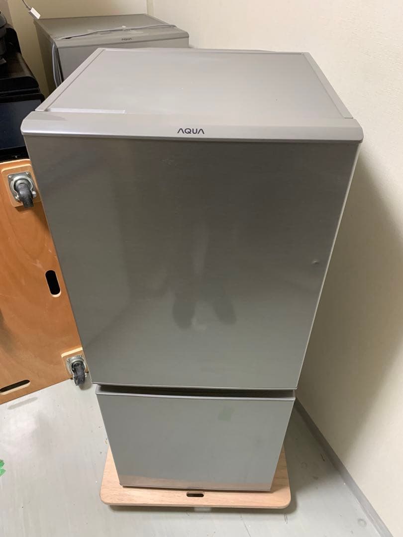 冷蔵庫 アクア AQUA 2021年 右開き2ドア AQR-13K(S)大阪限定
