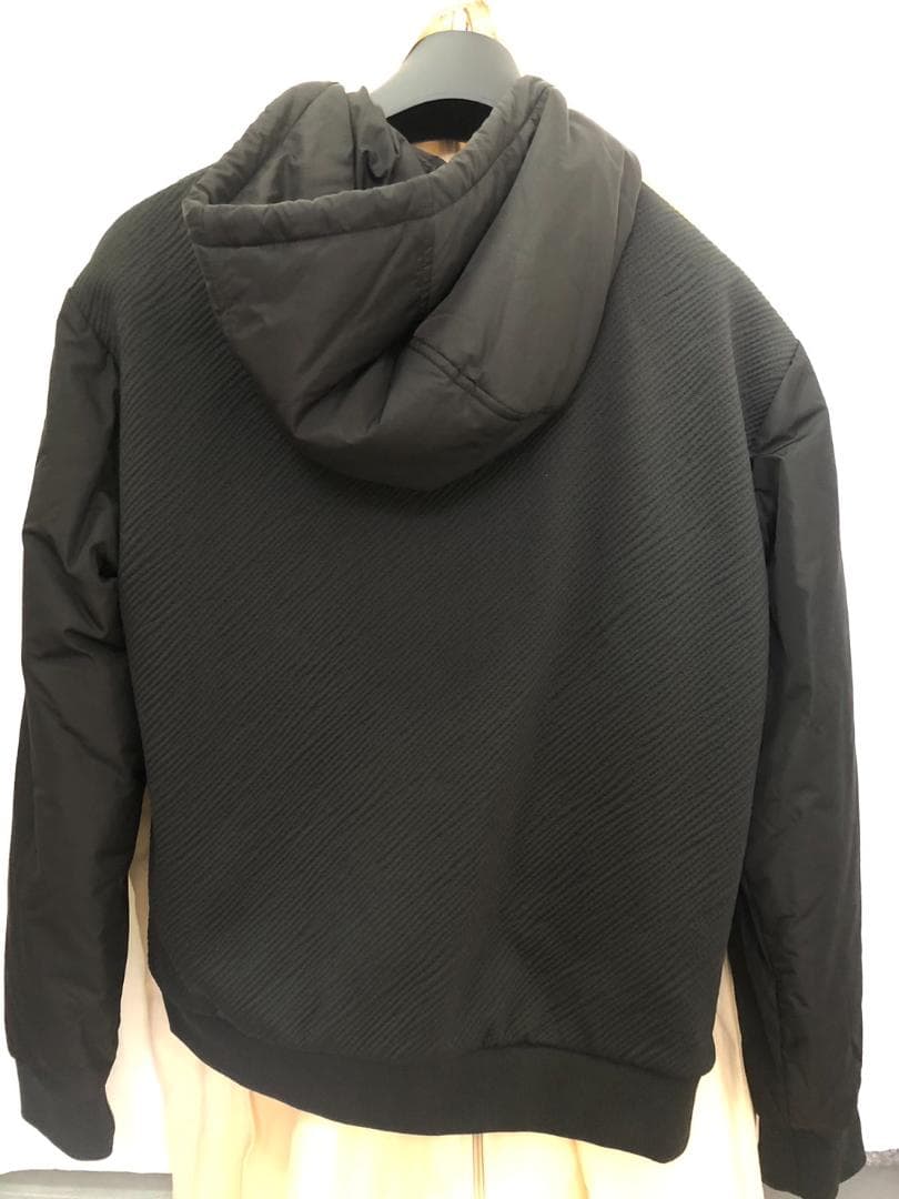 試着のみ ルイヴィトン ハイブリッドジップテクニカルコットンフーディ I0000