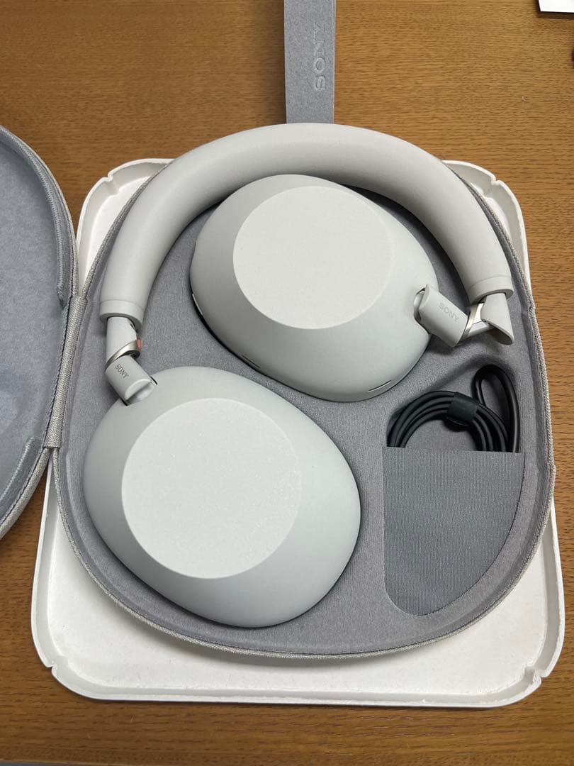 SONY WH-1000XM6 ワイヤレスヘッドホン プラチナシルバー