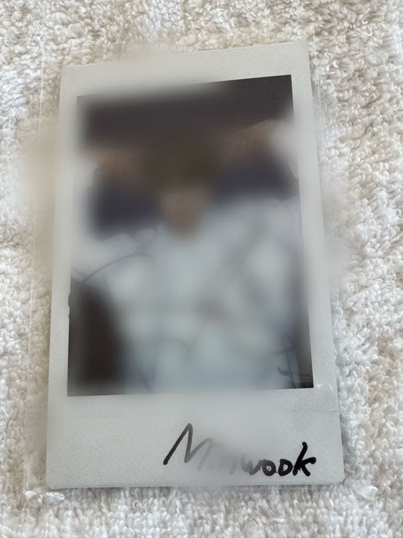 CLOSE YOUR EYES サインポラ チェキ ミヌク