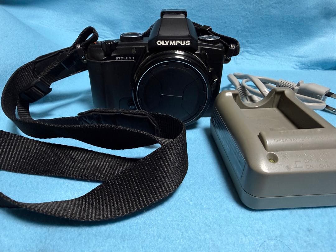 OLYMPUS STYLUS 1 コンパクトデジタルカメラ