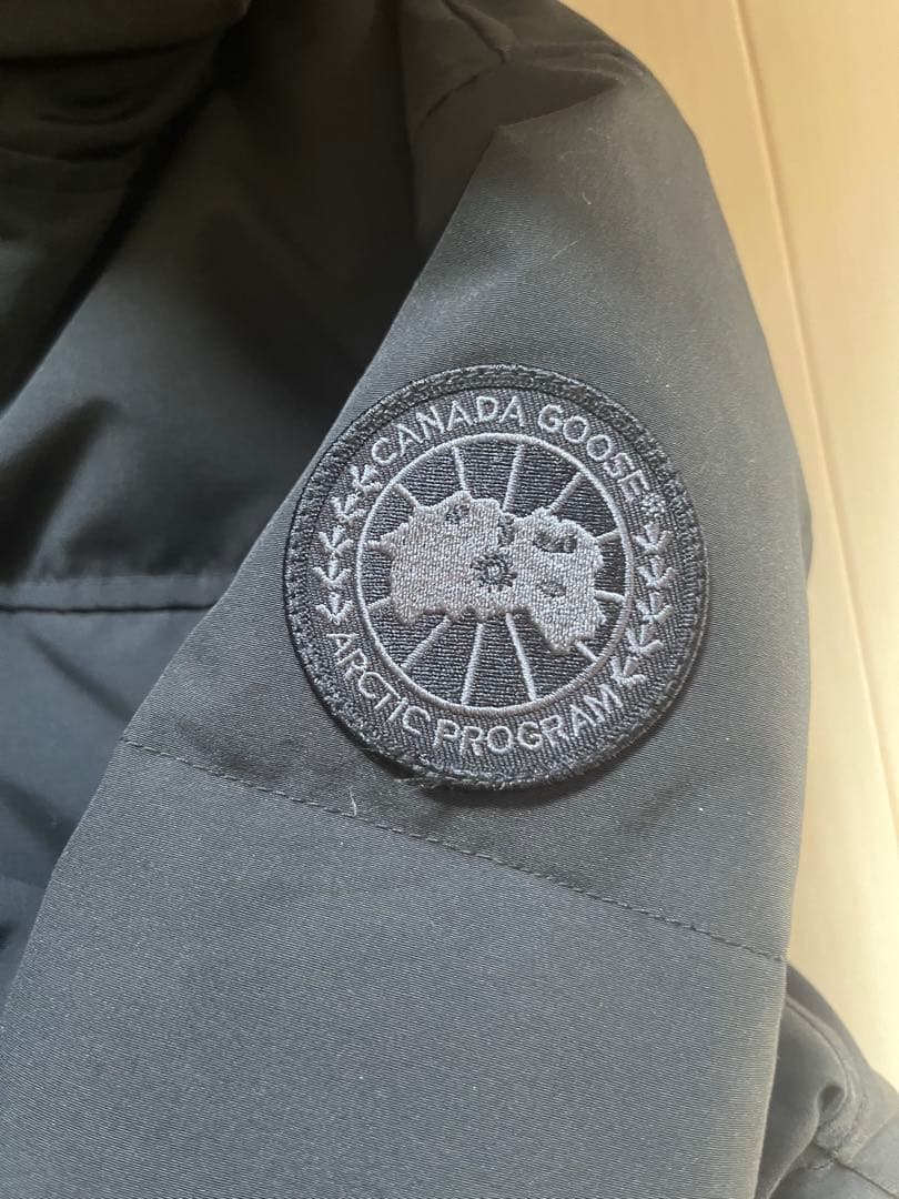【極美品】カナダグース マクミランパーカ 黒 M ガーメント付 クリーニング済