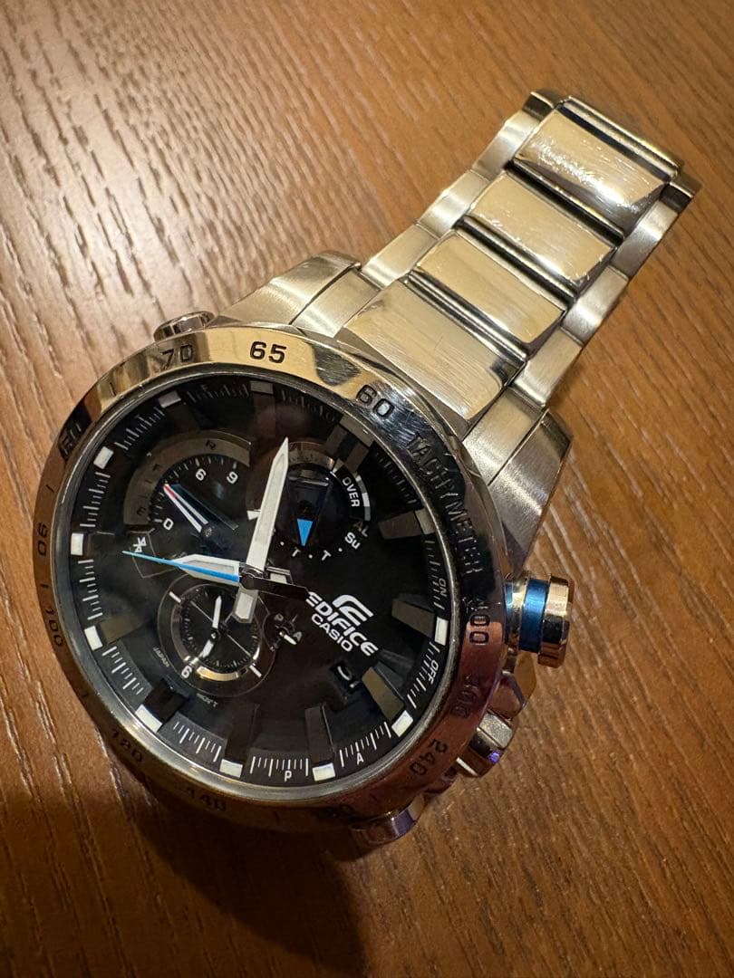新春限定値下げ　CASIO EDIFICE EQB-800D-1AJF