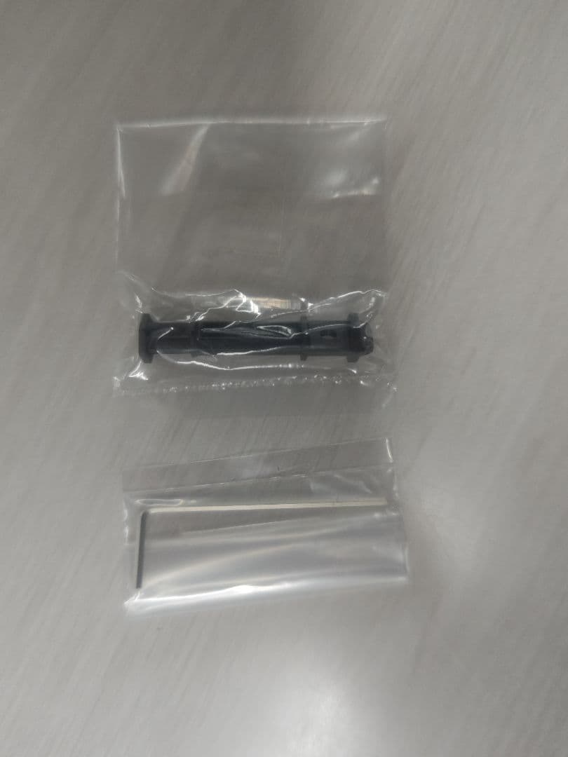 ④TORQUE 5G KYG01 au 箱 取説付き