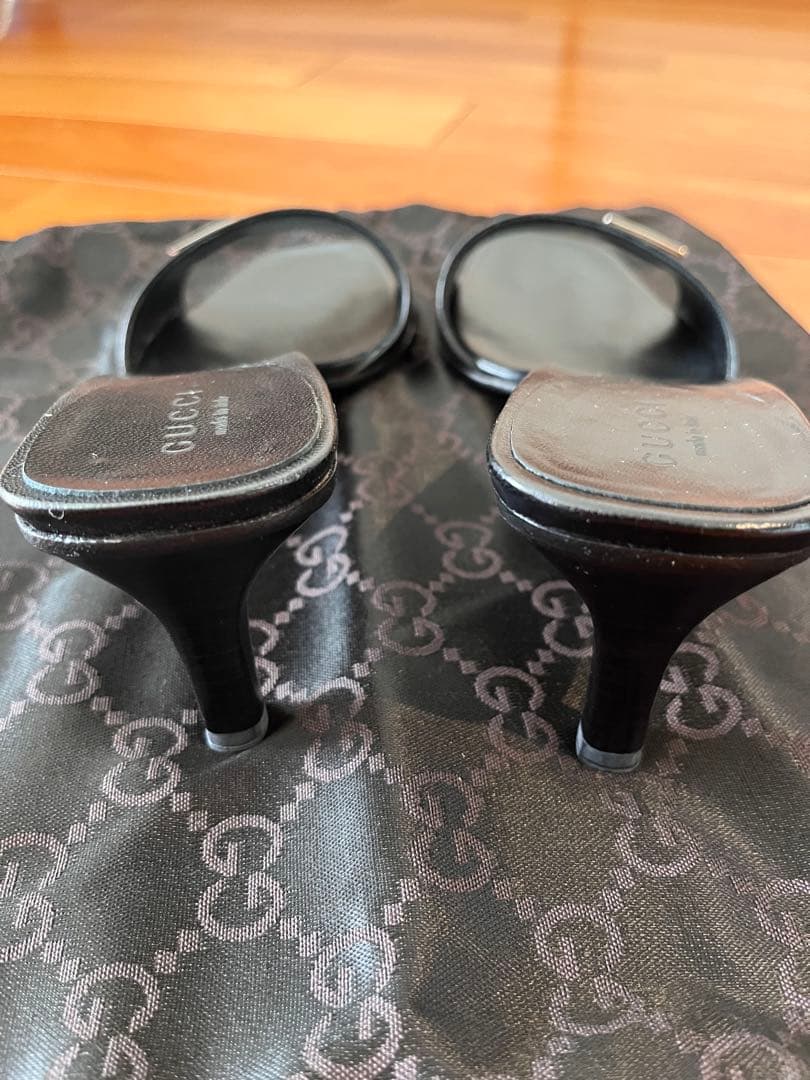 【美品】GUCCI ミュール　サンダル【ブラック】【35 1/2C】【未使用】