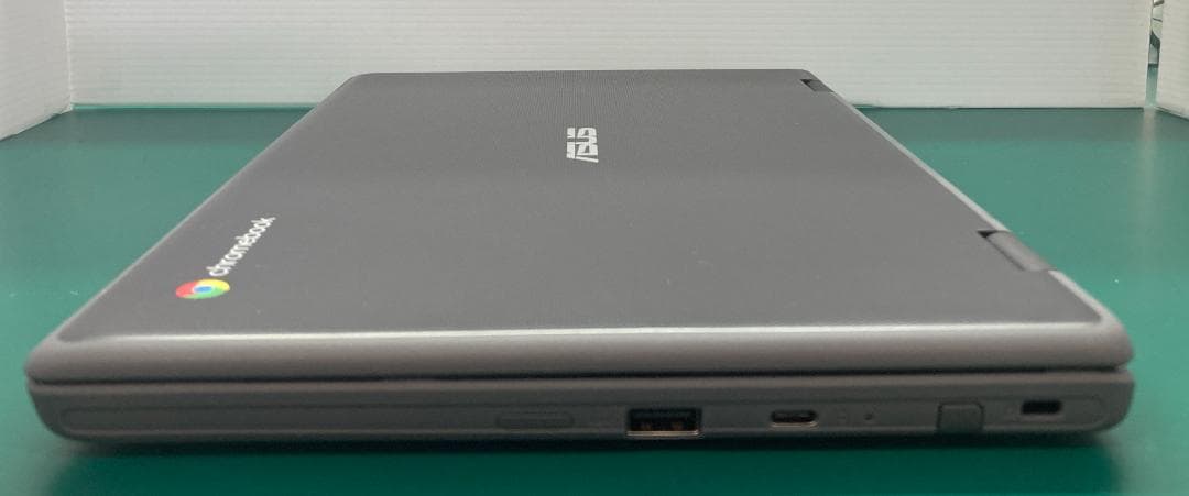 【整備済み】ASUS Chromebook CR1100FK Celeron搭載