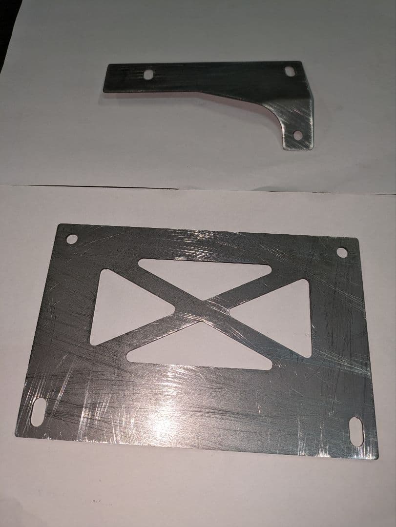 ランドクルーザープラド150　インナーメッシュパネル1.6ミリ 無塗装品　左右