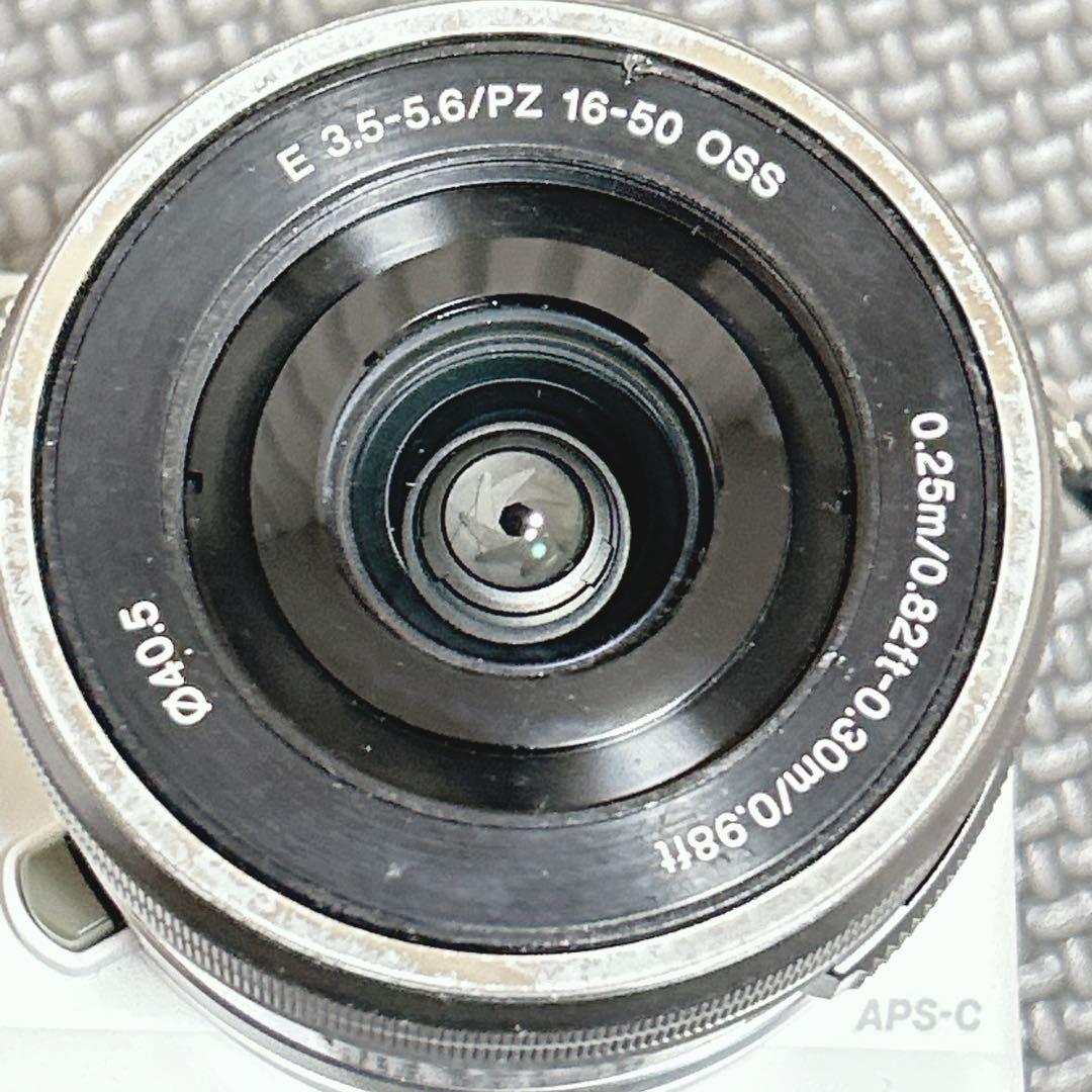SONY α5100ミラーレス一眼　カメラパワーズームレンズ
