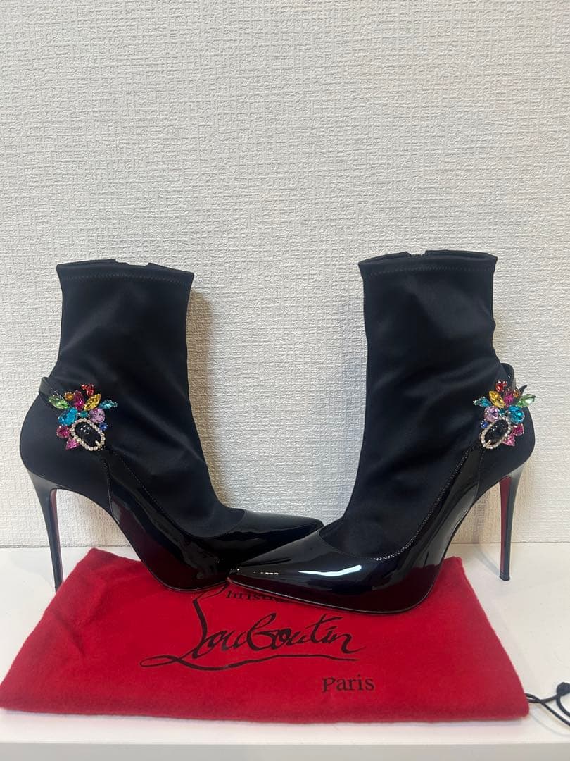 Christian Louboutin ショートブーツブーティ