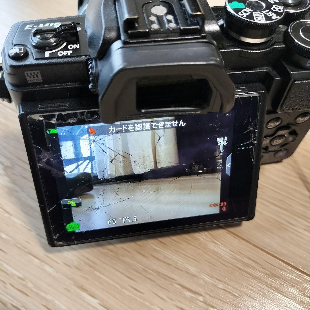 【ジャンク品】OLYMPUS OM−D E−M10 Mark ⅱi