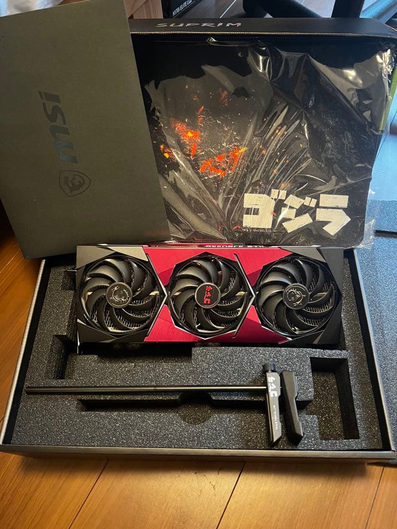 グラフィックボード・グラボ・ビデオカード MSI GeForce RTX 3070 GOD ZILLA
