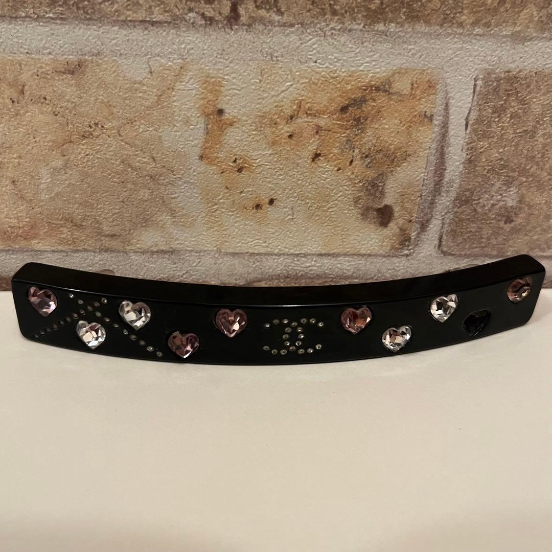 本日限定価格　CHANEL シャネル　ハート型ストーン付き黒バレッタ廃盤